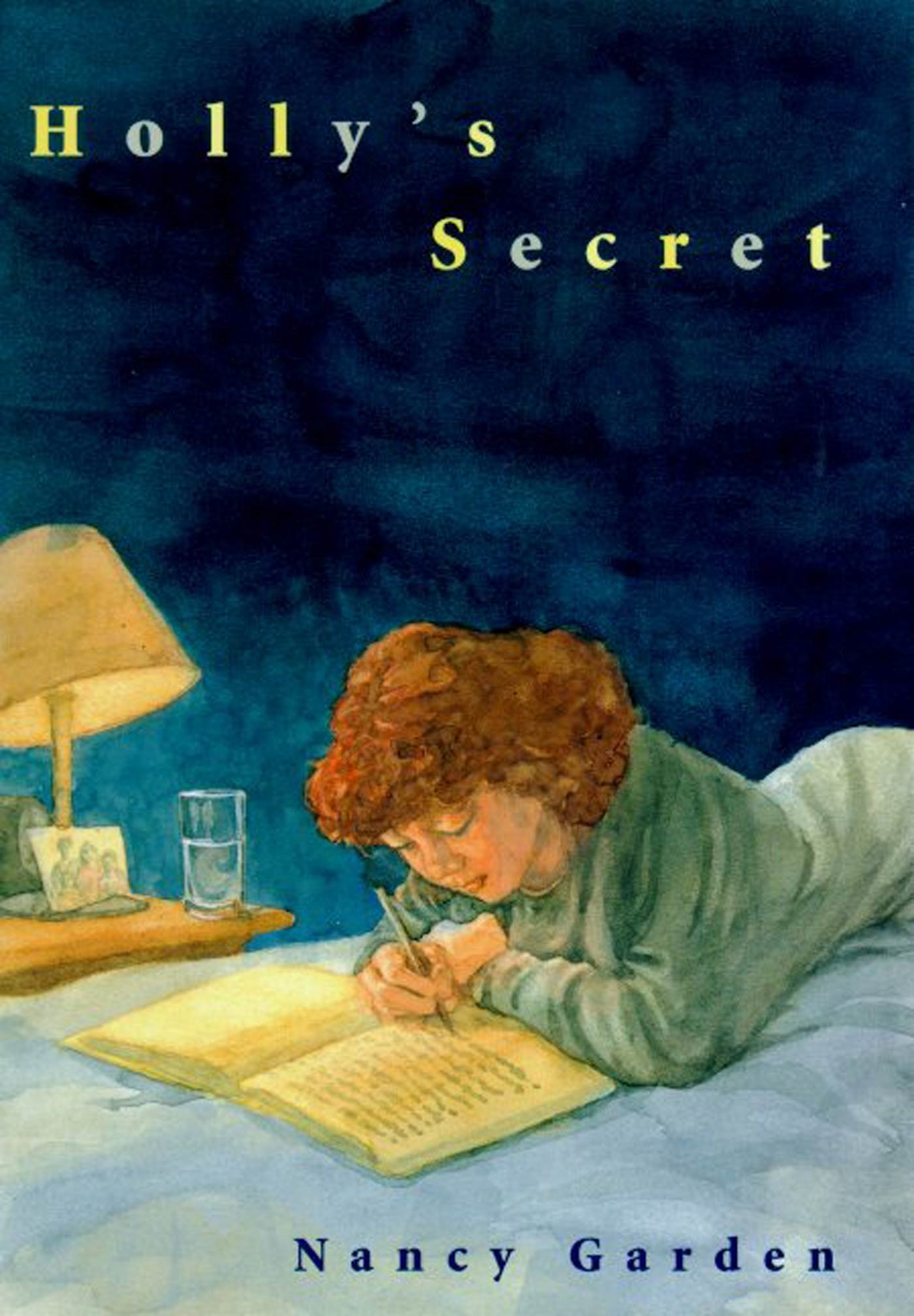 Book cover of Holly's Secret